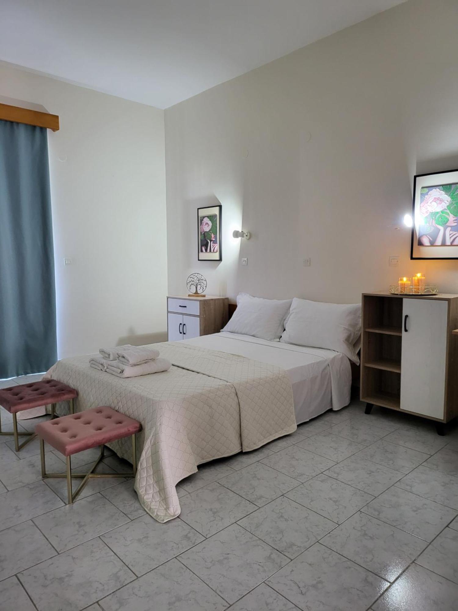 Pyrgos Hotel Apartments Kremasti  Exterior photo