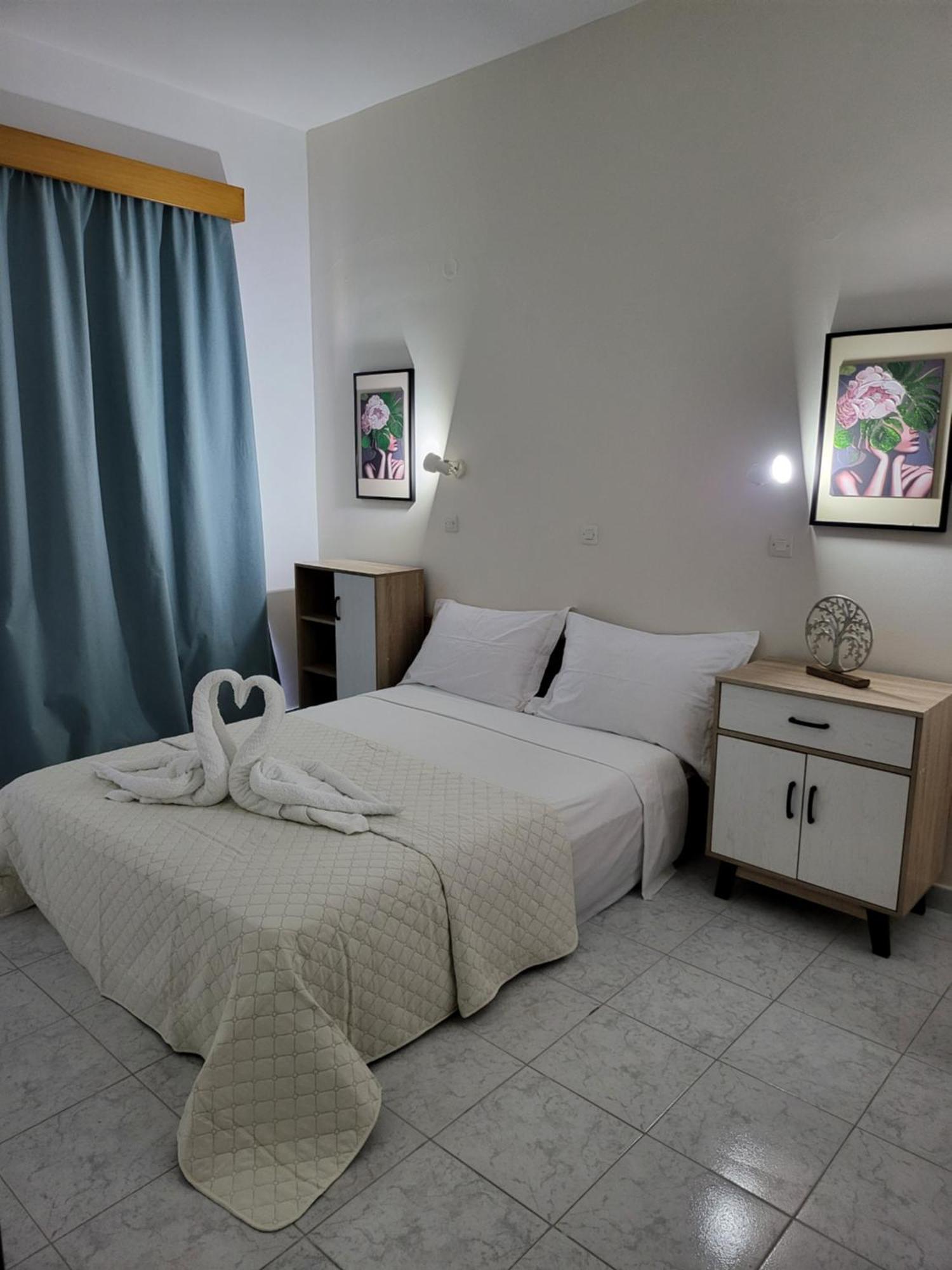 Pyrgos Hotel Apartments Kremasti  Exterior photo