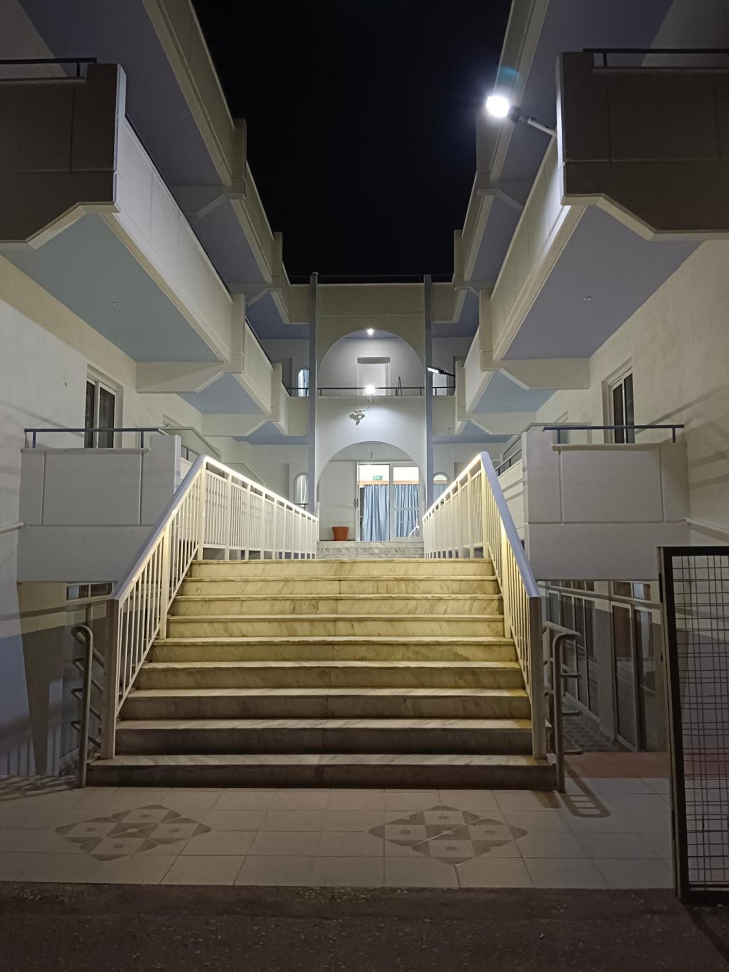 Pyrgos Hotel Apartments Kremasti  Exterior photo