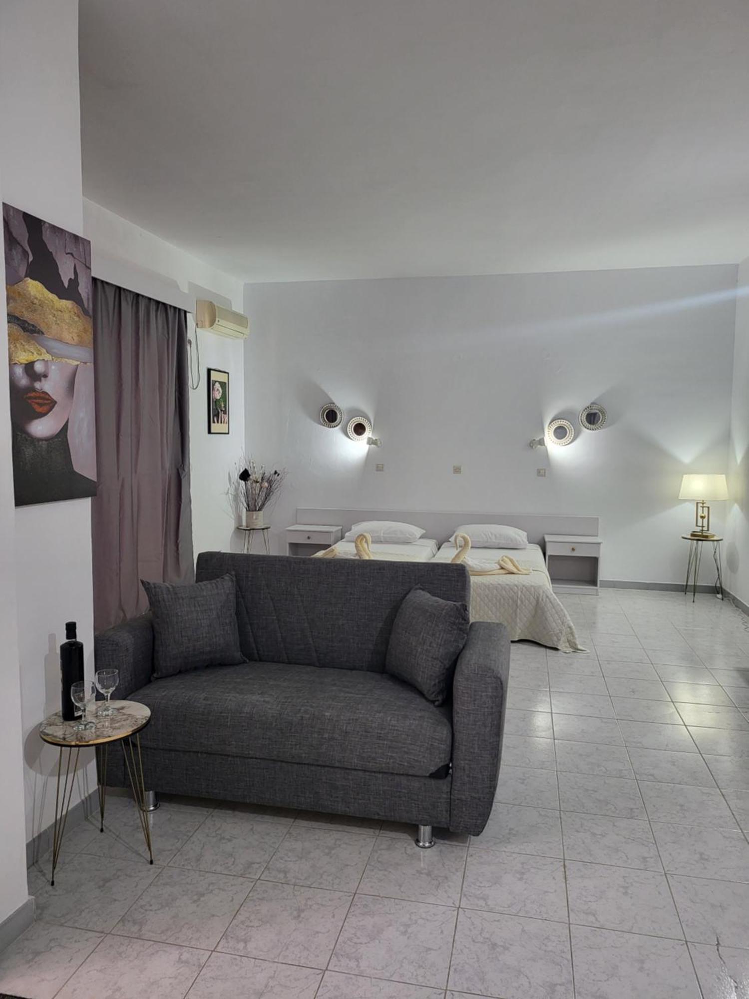 Pyrgos Hotel Apartments Kremasti  Exterior photo